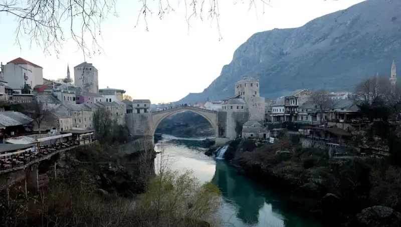 ** Mostar’da Kayıp Türkler Facianın Eşiğinden Dönüldü: Bilinçleri Kapalı Bulundu**