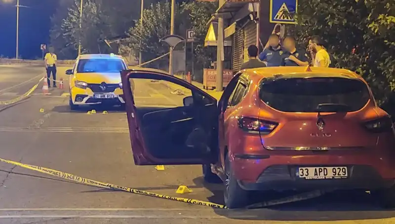 Otomobillerle Gelen Çatışma: 2 Kişi Hayatını Kaybetti, 5 Yaralı
