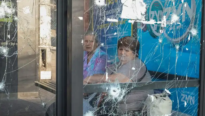 Rusya'nın Kiev'e Yönelik Yeni Saldırısı: İki Ölü, Gerilim Artıyor