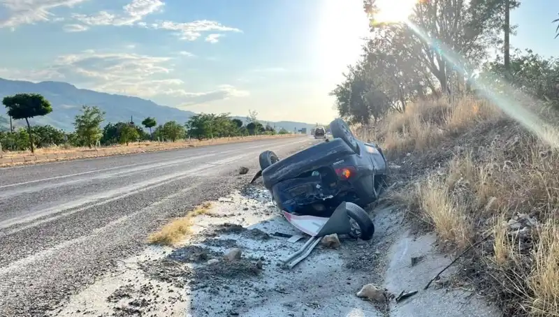 Adıyaman'da Feci Kaza: Bir Araç Takla Attı, Yaralılar Var