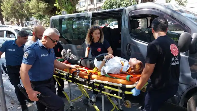 Samsun’da Minibüs Kamyona Çarpınca Feci Kaza: Yaralılar Hastaneye Sevk Edildi