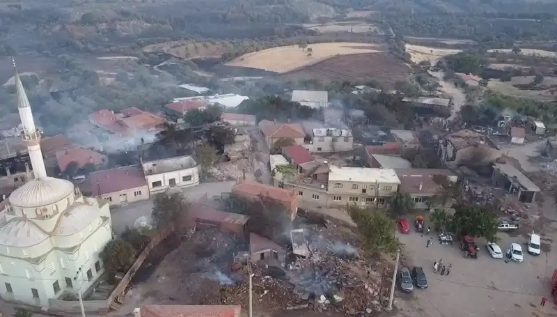 Çanakkale'de Orman Yangını: Havadan Görüntülerle Durum Tespiti Yapıldı