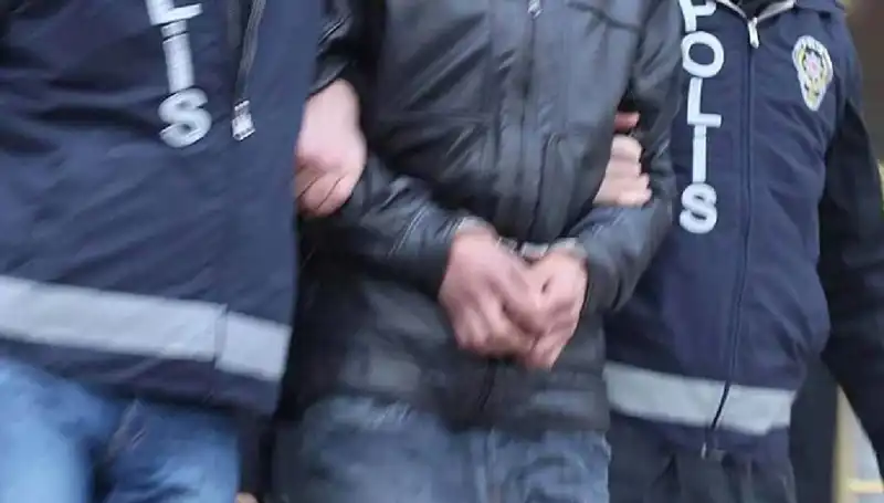 Osmaniye’de Uyuşturucu Operasyonu: 7 Kişi Tutuklandı, Şok Eden Detaylar Ortaya Çıktı!