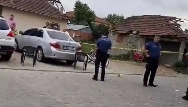 Makarna Gibi Tüyler Ürpertici Cinayet: Tuvalette Yakalanan Katil Kim?