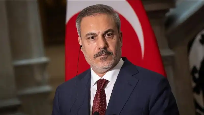 Türkiye, Azerbaycan ve Mısır Dışişleri Bakanları İstanbul'da Kritik Görüşme Gerçekleştirdi